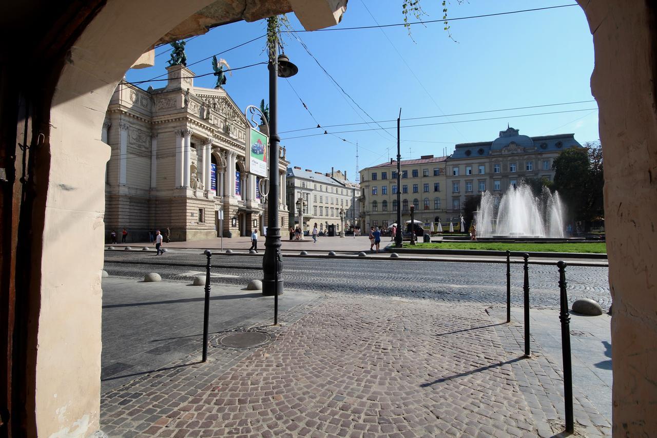 Romantik Luxsovsky Svobode 39 Vivaldi Four Seasons Suitte Apartment Lviv Exterior photo